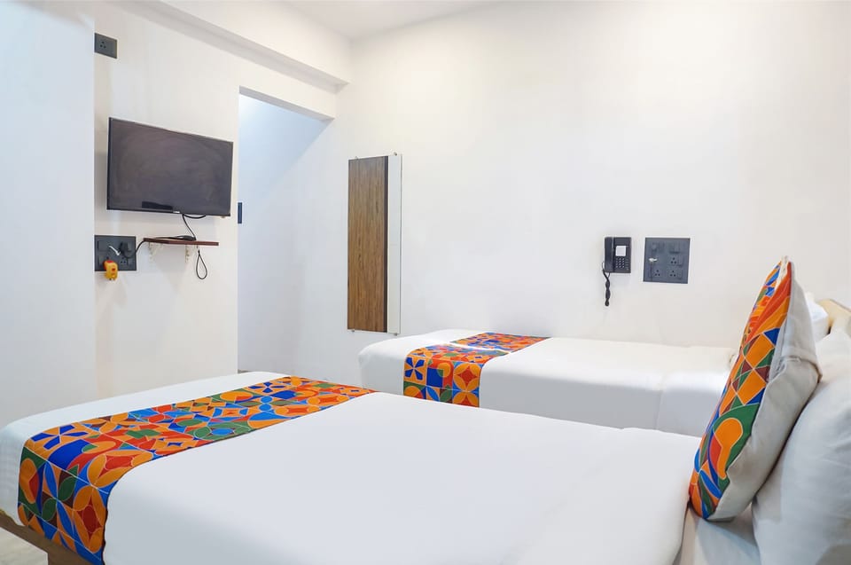 Egyptian cotton sheets, premium bedding, pillowtop beds, in-room safe