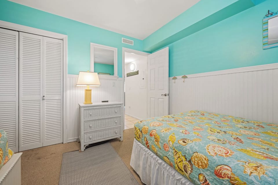 Twin and Full Beds Bedroom