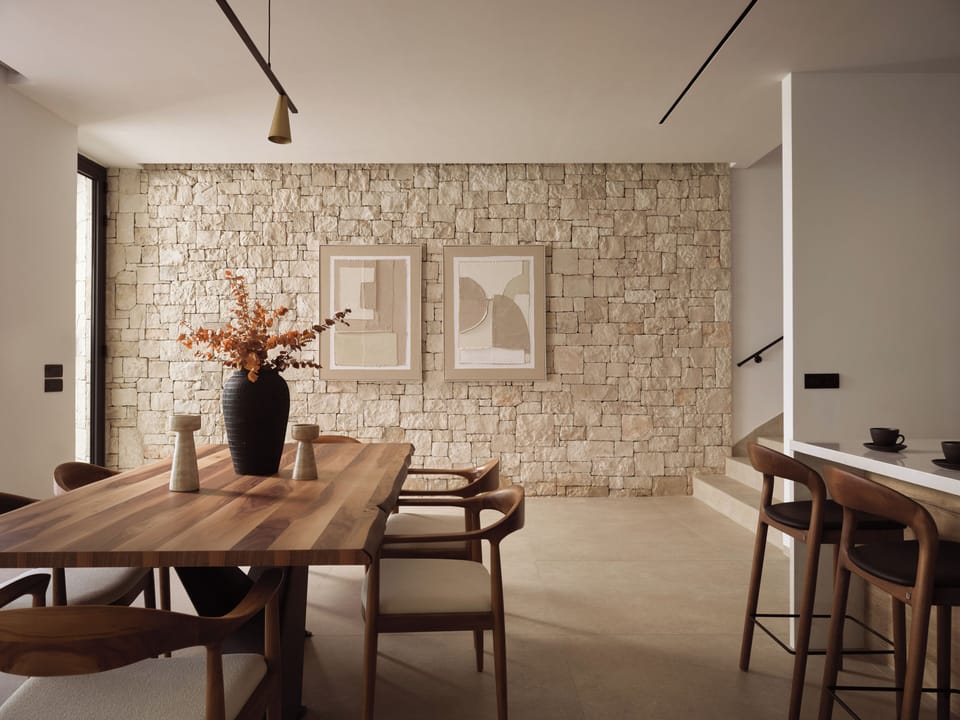 Featuring an iconic dining spot with sublime design. 