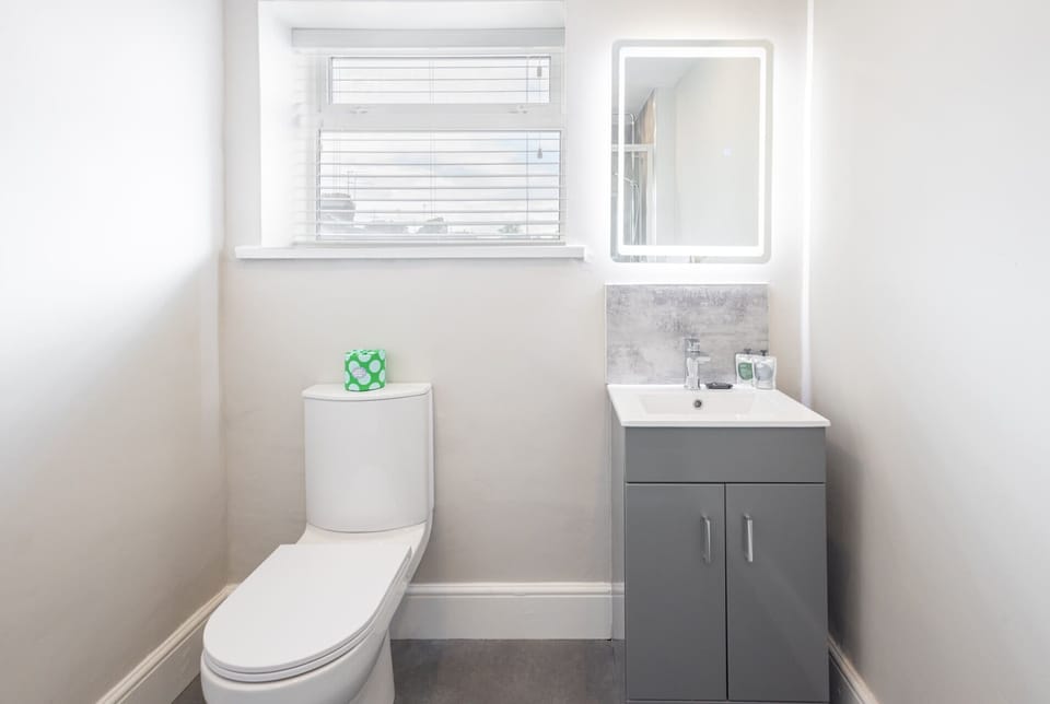 Clifton Studio 2, Darlington - Host & Stay