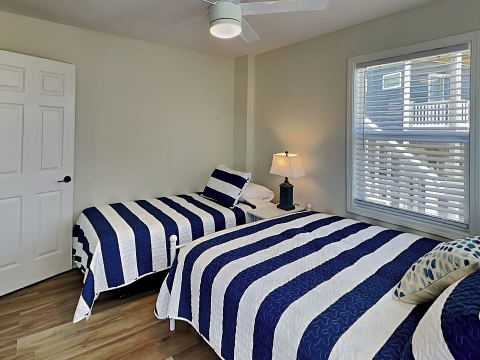 Third Bedroom - Queen Bed, Twin Bed