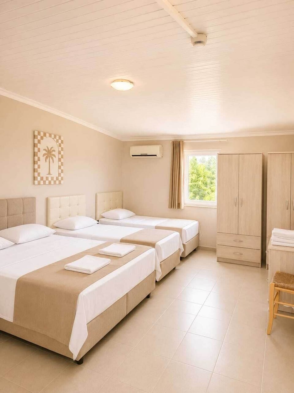 Family Quadruple Room, 1 Bedroom | Free WiFi, bed sheets