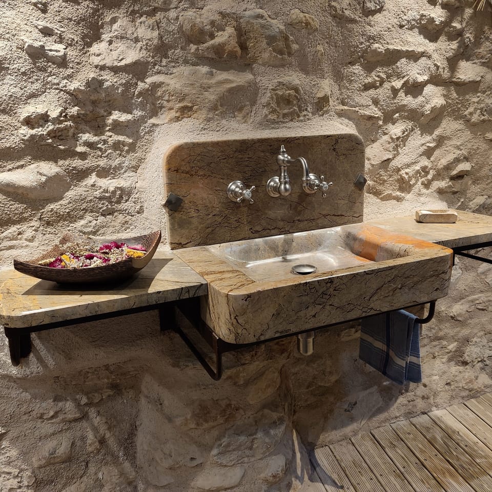 Sauna, hot tub, Swedish massages, Thai massages, sports massages