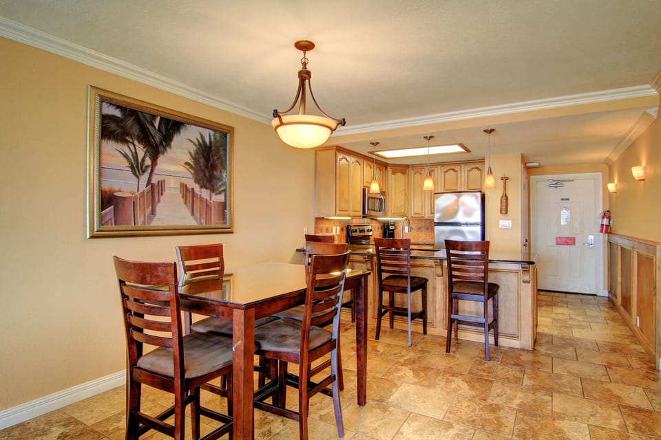 Dining Room/Kitchen