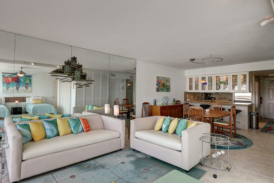 Living Room/Dining Room