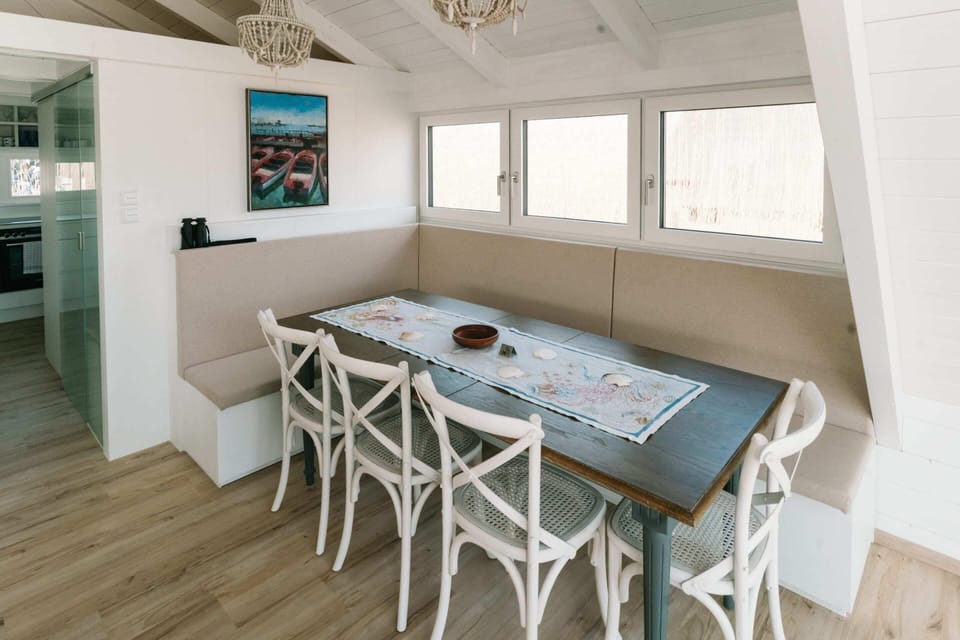 Superior House, Lake View | Dining