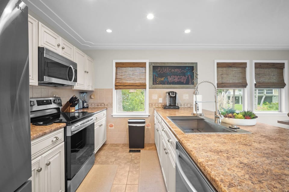 Full stocked galley kitchen