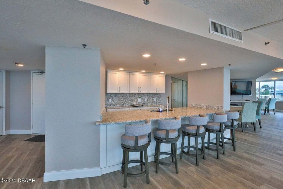 Club Room