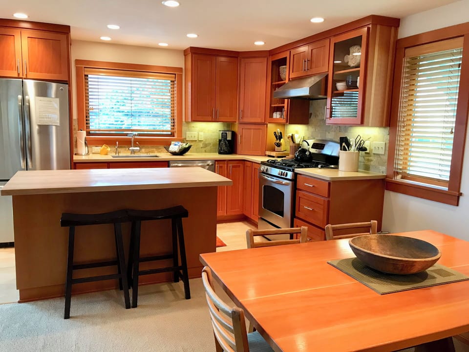 Koblegarde’s Beach House Kitchen and Dining Area - Koblegarde’s Beach House kitchen and dining area.