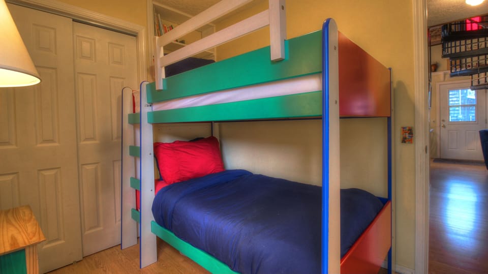 Calipso Cottage Bunks - Calipso Cottage bunks.