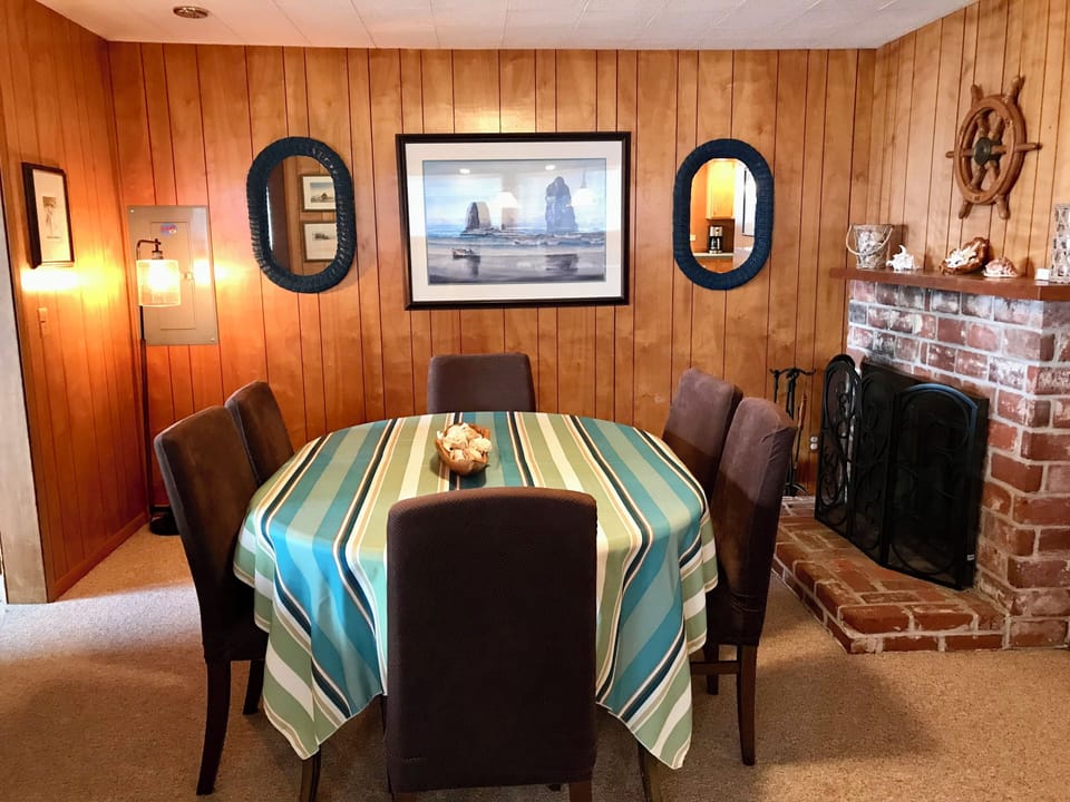 Cottage Inn Dining Area and Wood Burning Fireplace - Dining area and wood burning fireplace.