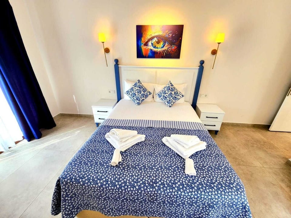 Standard Room, Balcony, Garden View | Free WiFi