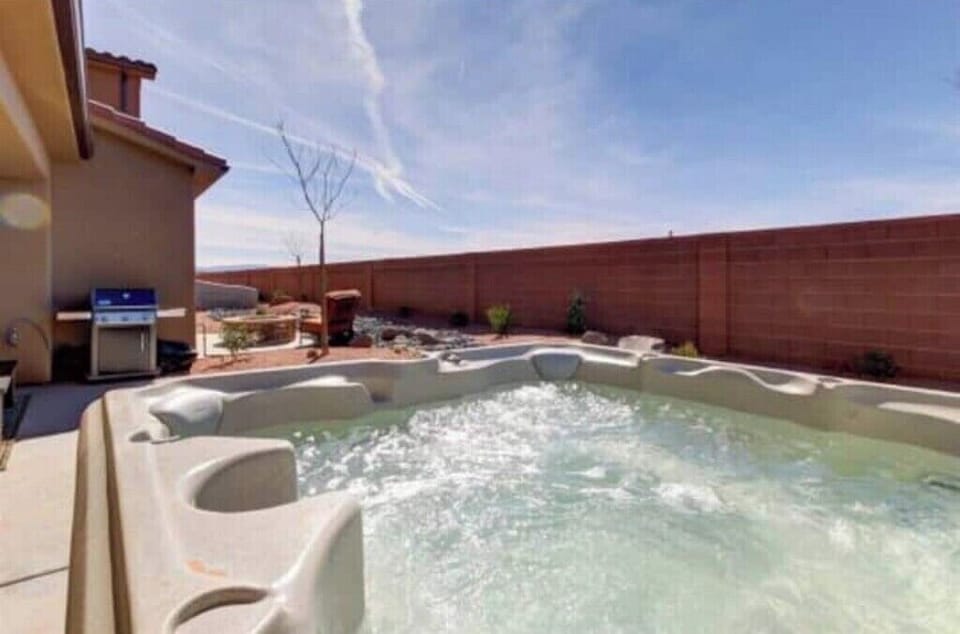 Private Hot Tub
