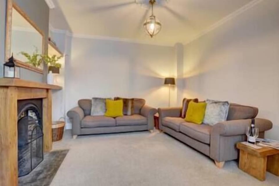 D19916b2 b7cb 4b30 9cea d3cce3a394b8