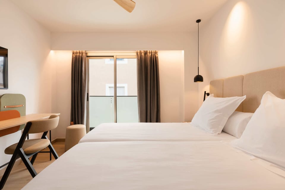 Superior Double Room | In-room safe, desk, blackout drapes, WiFi (free)