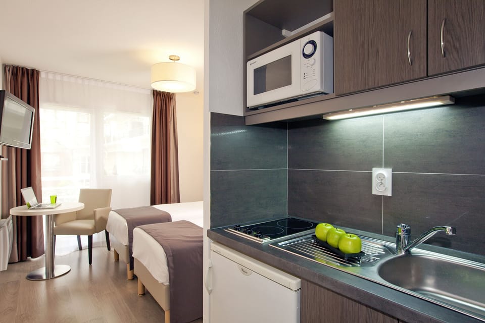 Private kitchenette