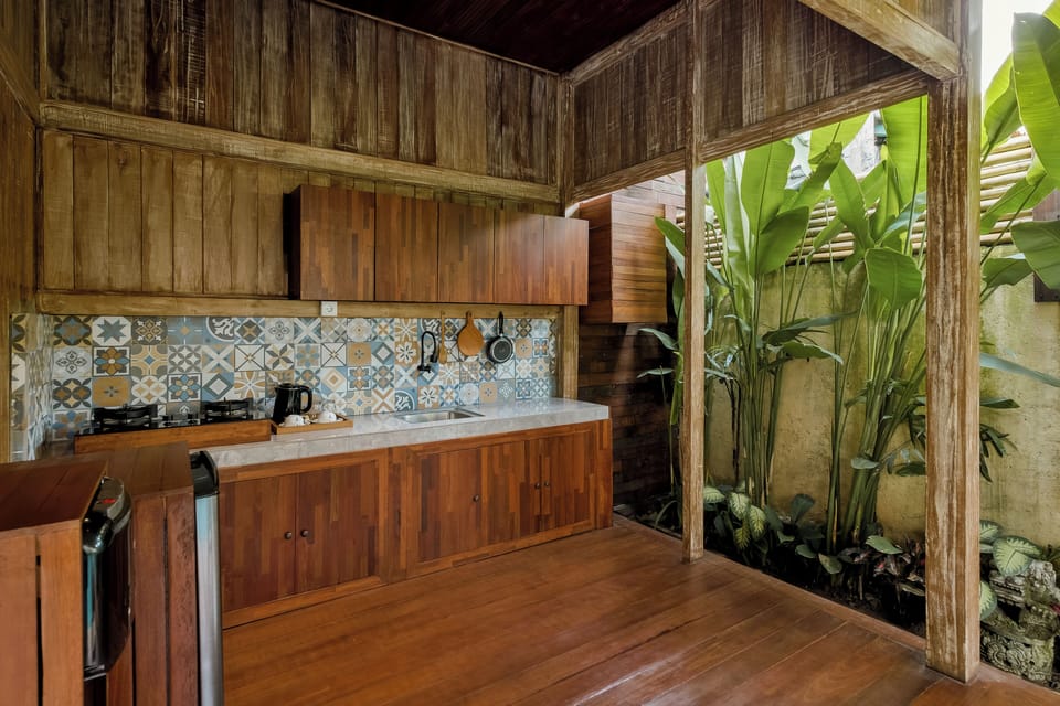 One Bedroom Villa with Private Pool | Private kitchenette | Electric kettle, dining tables