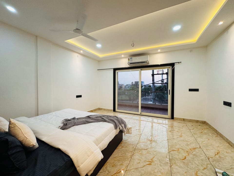Deluxe Apartment | 3 bedrooms, soundproofing