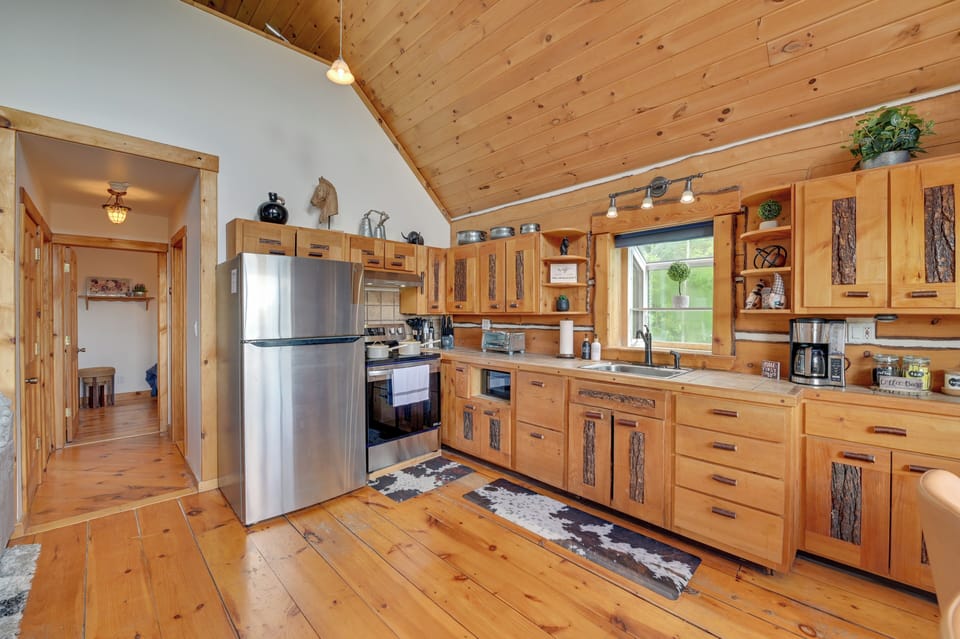 House (2 Bedrooms) | Interior
