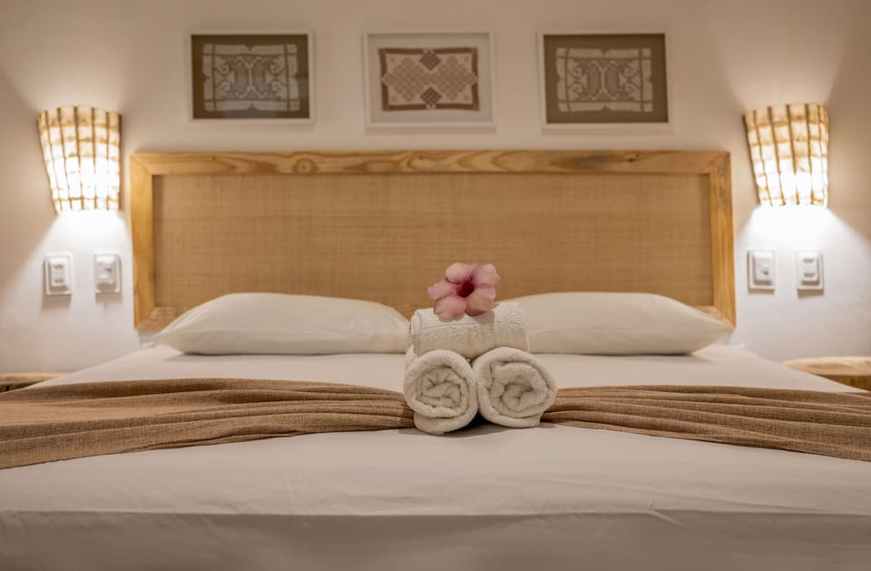 Twin Room | In-room safe, iron/ironing board, free WiFi, bed sheets