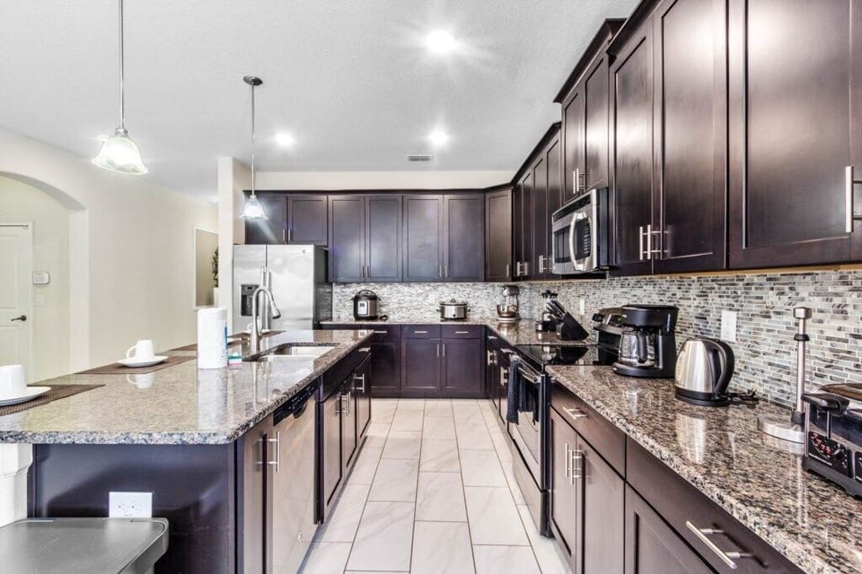 Kitchen 4 - 5481-solterra-circle--davenport--fl-33837-