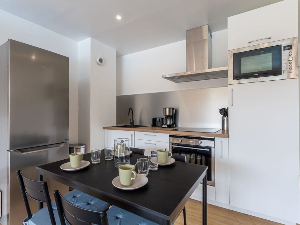 Property, Furniture, Table, Interior Design, Wood, Lighting, Home Appliance, Flooring, Cabinetry