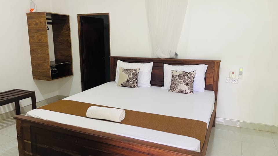 Standard Cottage | 1 bedroom, iron/ironing board, free WiFi, bed sheets