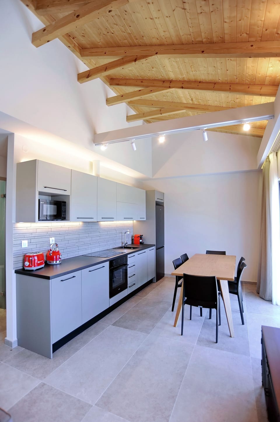 House, Smoking | 7 bedrooms