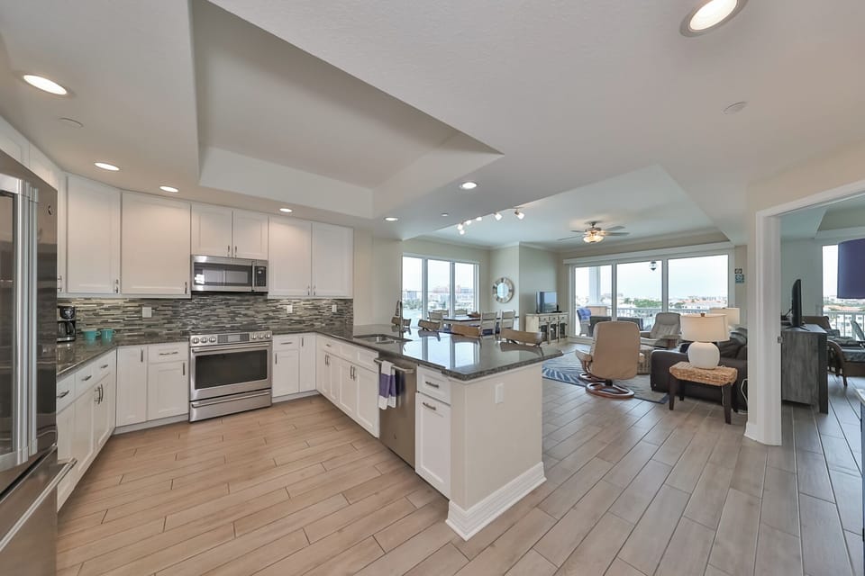 Gorgeous remodeled kitchen