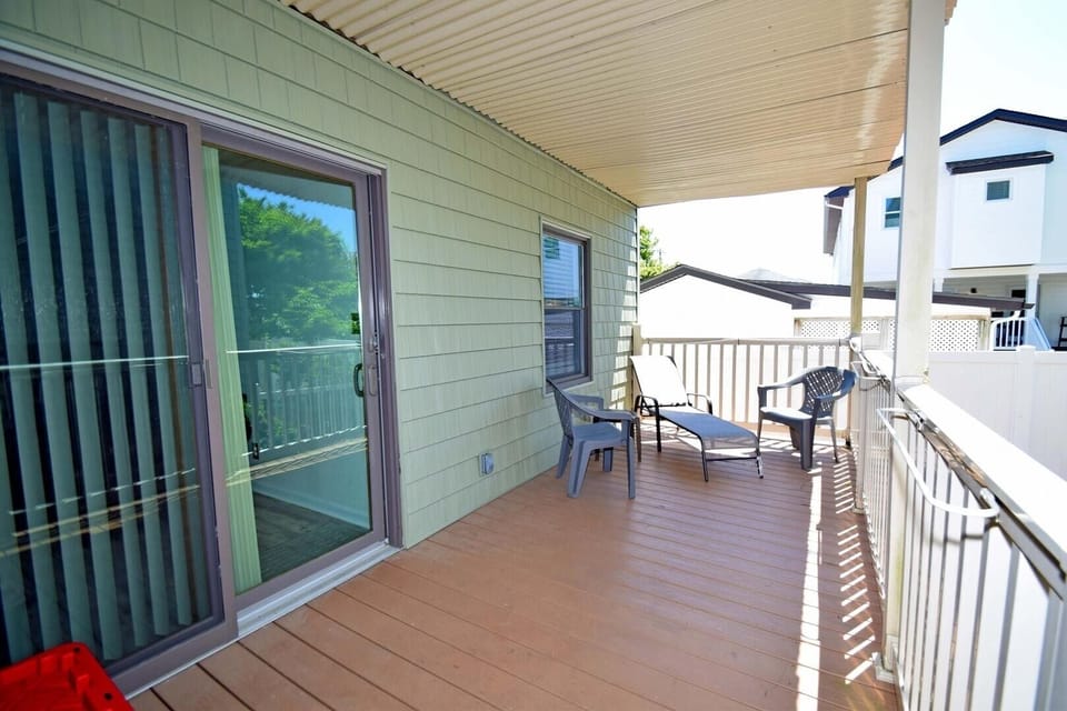 Condo, 2 Bedrooms | Property grounds