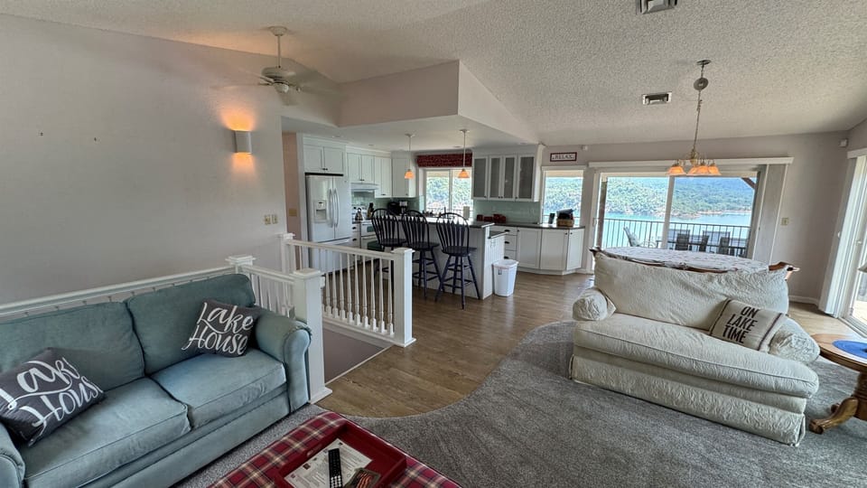 Upper Family Room with Lake Views.  Sleeper Sofa.