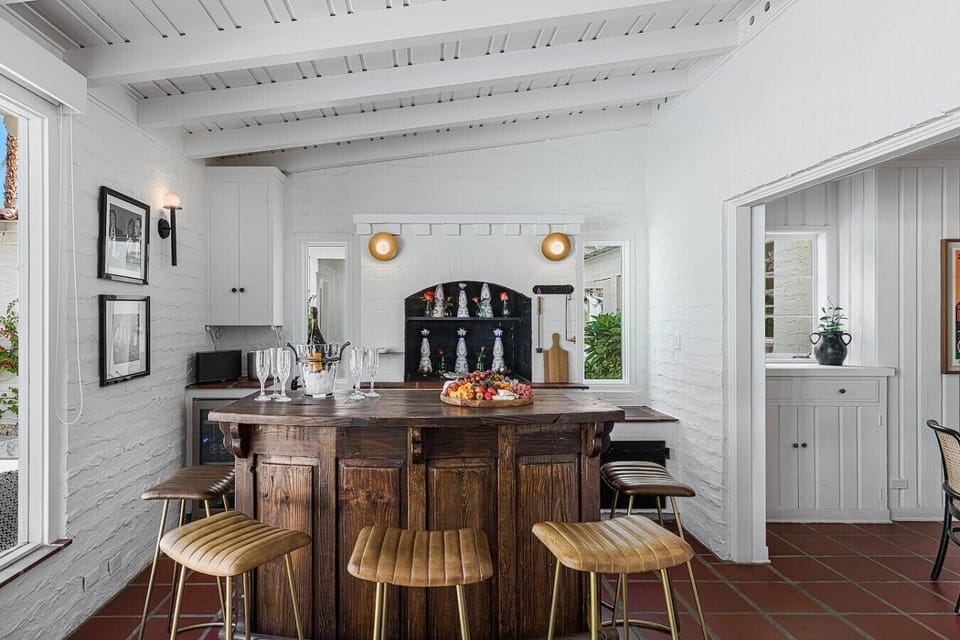 Sunroom Wet Bar