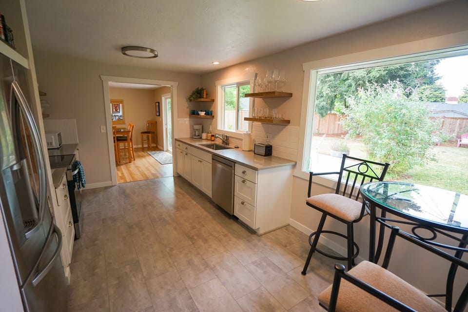 spacious and fully stocked kitchen