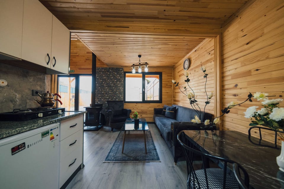 Deluxe Room FOREST VIEW | Private kitchen | Mini-fridge, stovetop, highchair, cookware/dishes/utensils
