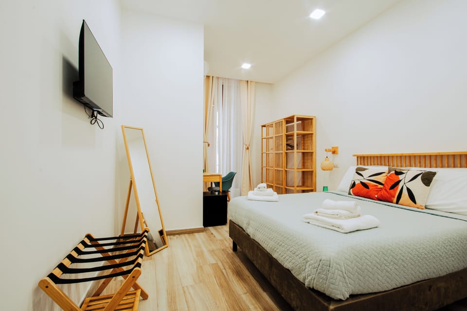 Deluxe Double Room | Egyptian cotton sheets, premium bedding, down comforters