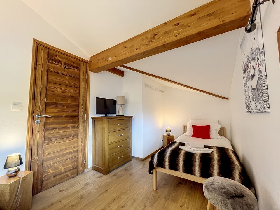 Child's bedroom