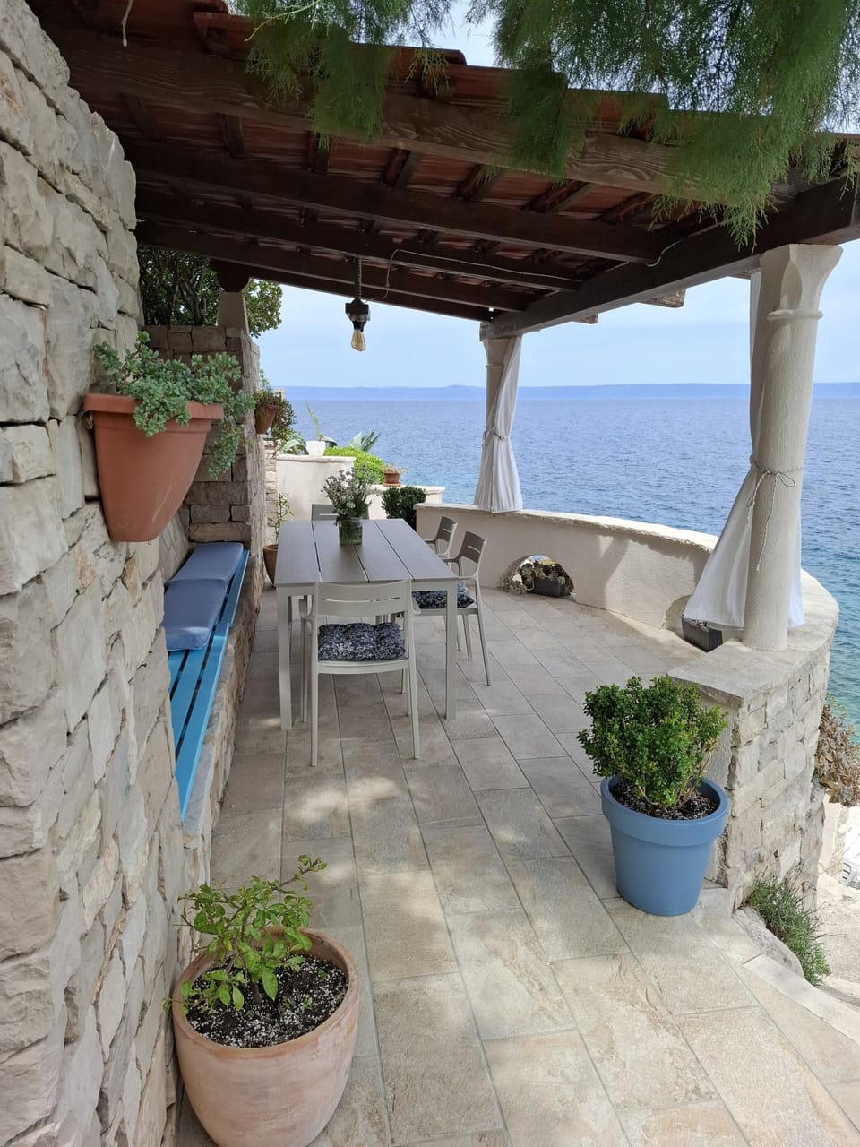 House (Two Bedroom Holiday Home with Sea Vie) | Terrace/patio