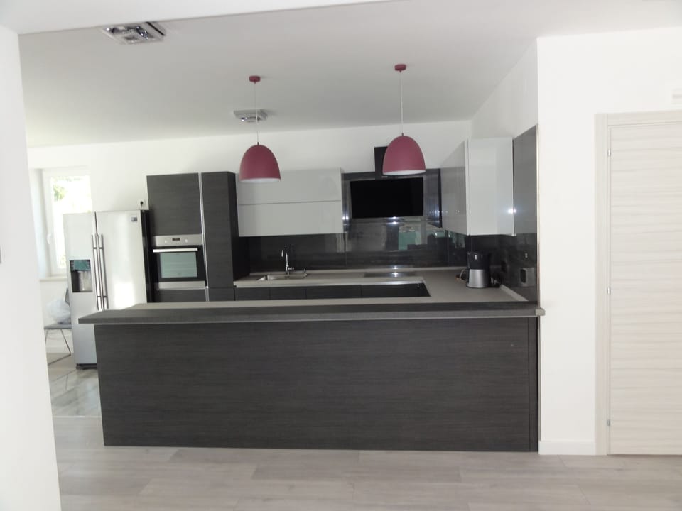 Villa (Five Bedroom Villa with Pool and Sea ) | Private kitchen | Fridge