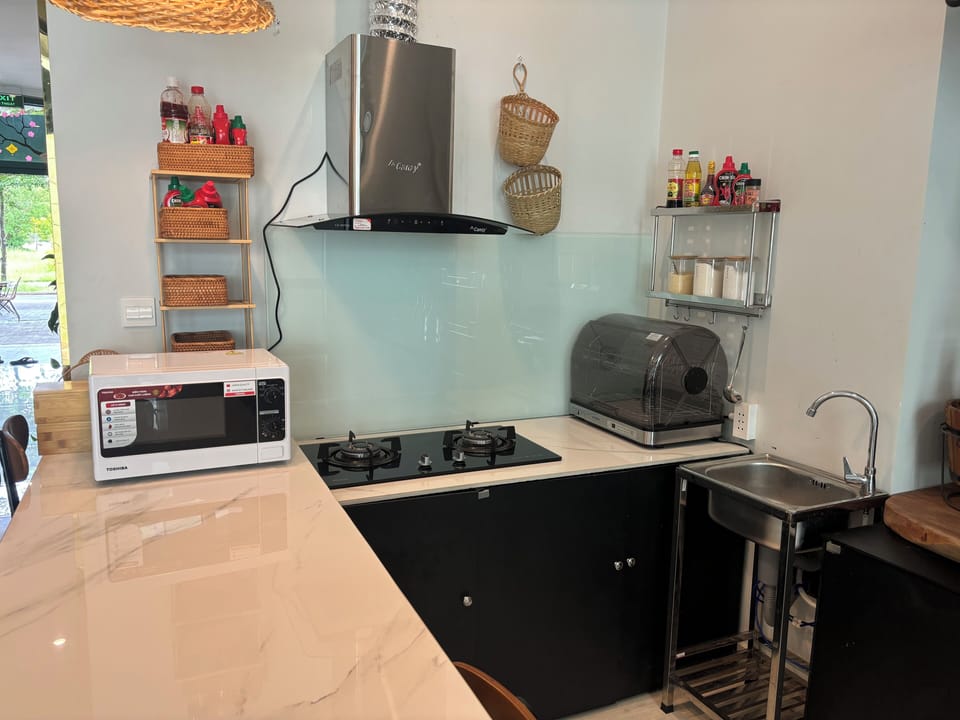 Shared fridge, microwave