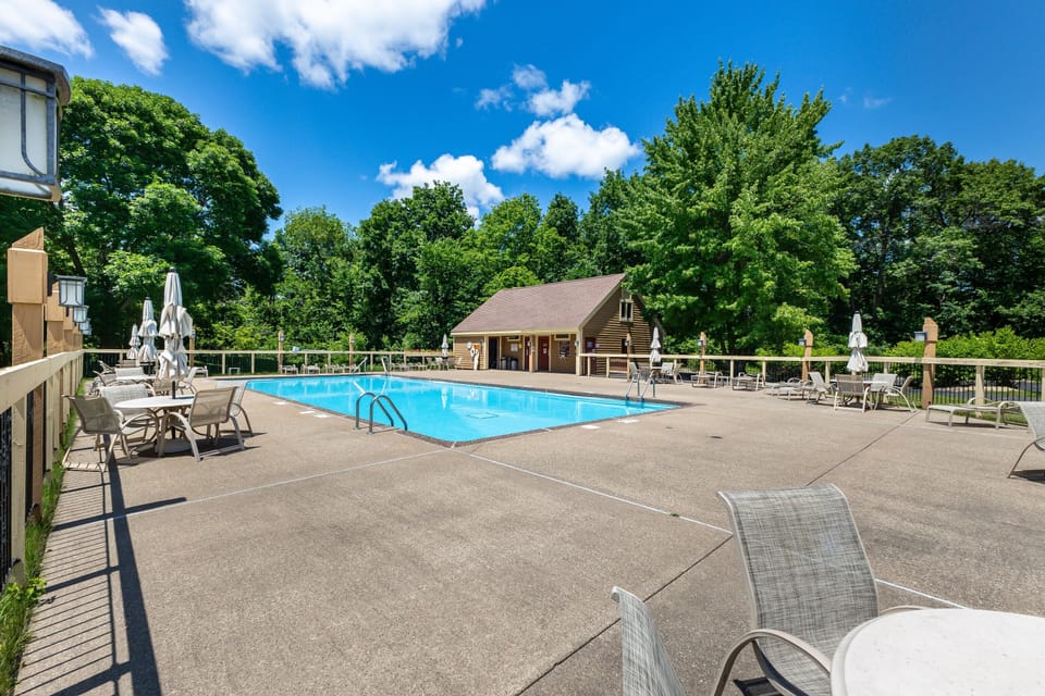 Private HOA Long Bay Point Pool - This pool is for owners and guests of Long Bay Point only.