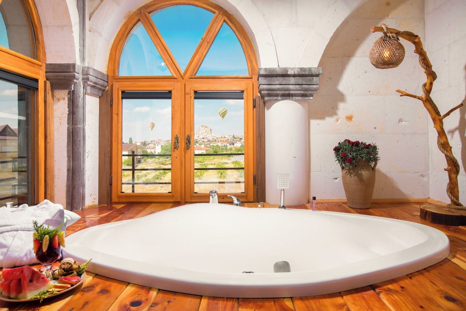 Jetted tub