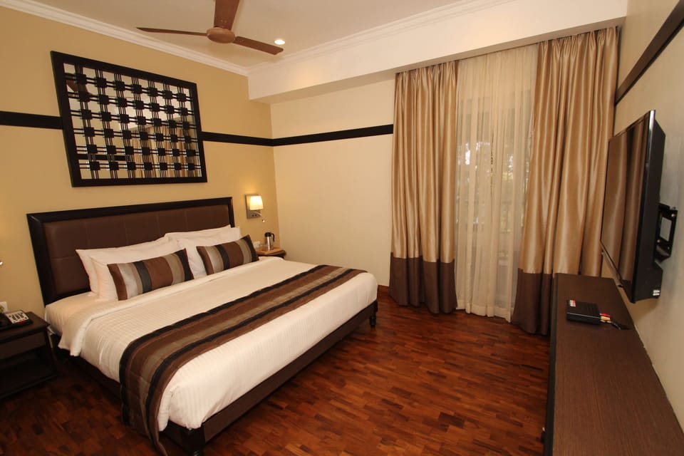 In-room safe, iron/ironing board, rollaway beds, free WiFi