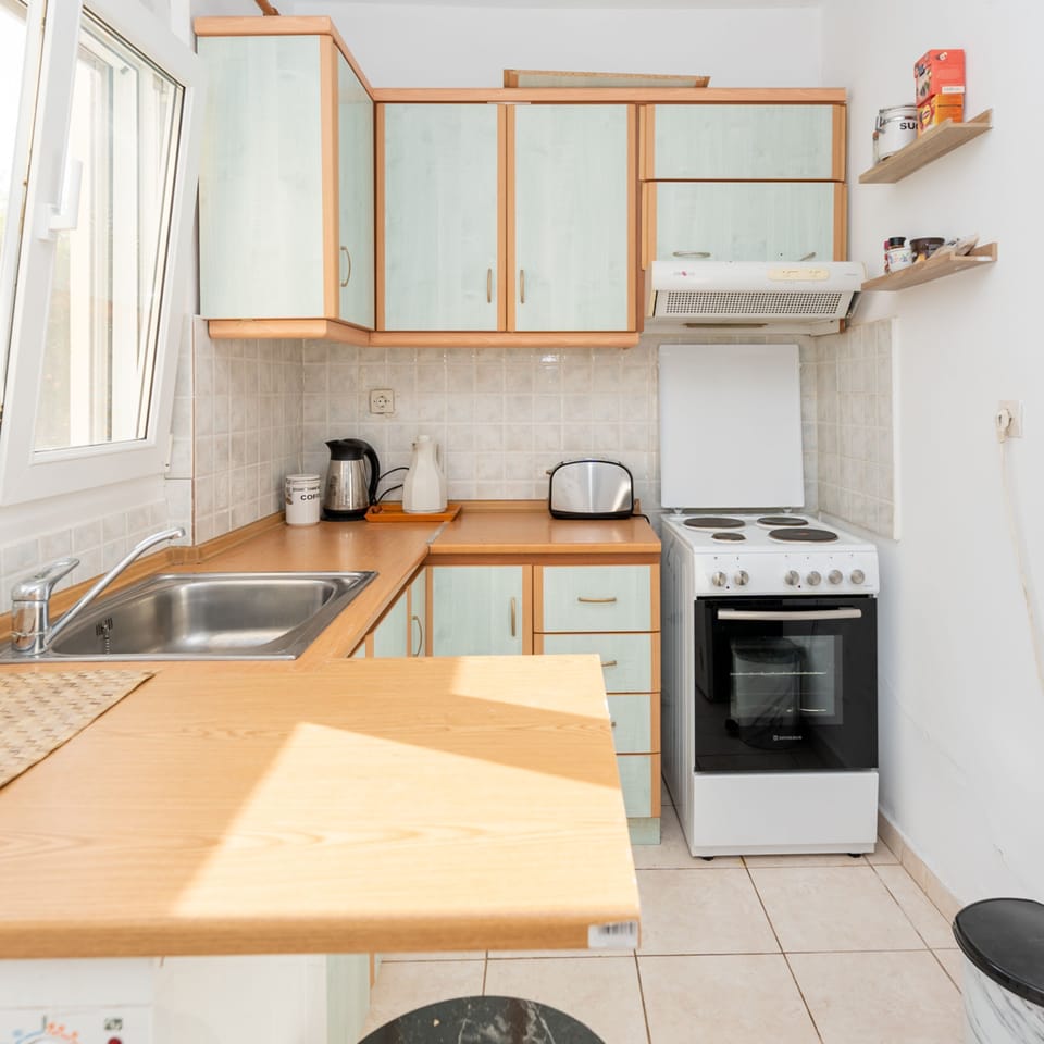 House, Accessible, Smoking | 2 bedrooms, soundproofing