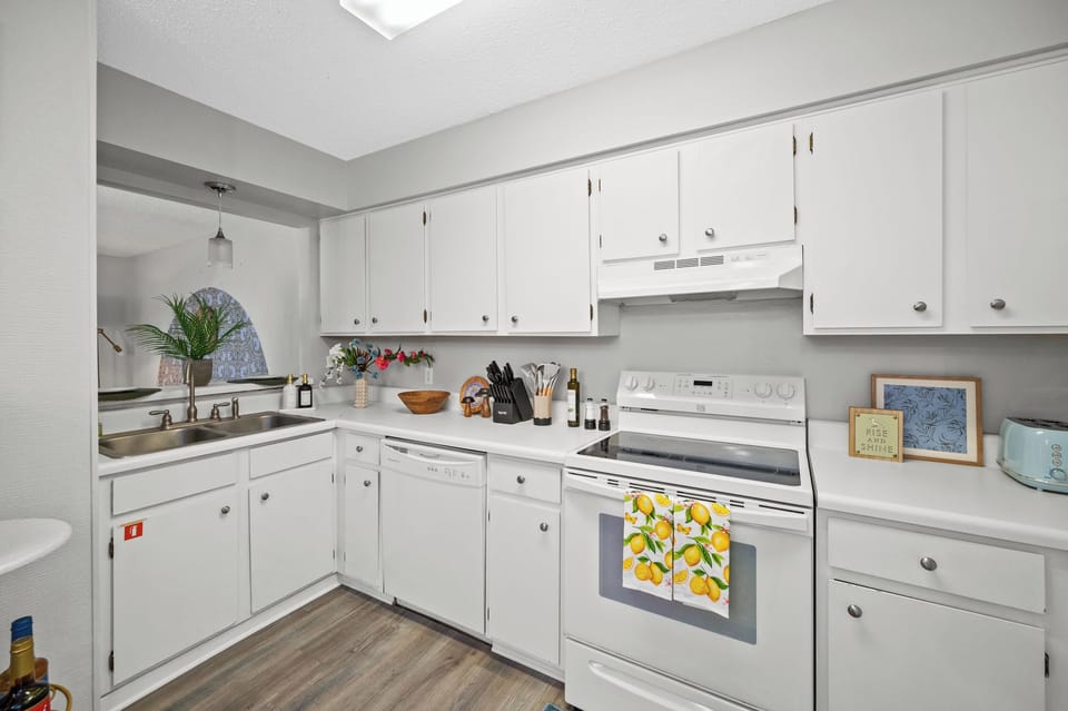 Make use of our double kitchen sink and spacious kitchen counters