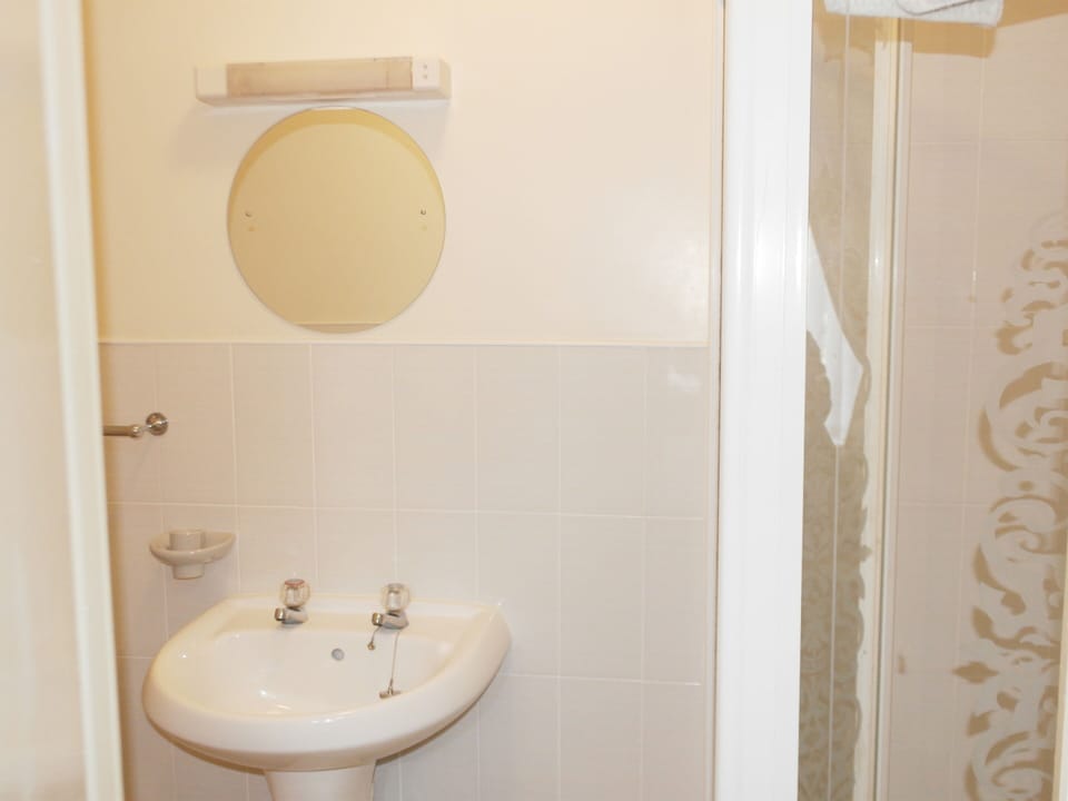 Double Room, Ensuite | Bathroom