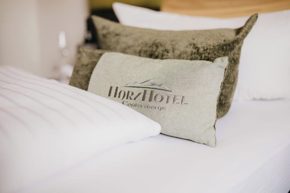 Single Room | Premium bedding, in-room safe, desk, iron/ironing board