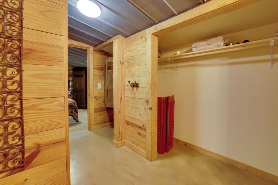 Closet