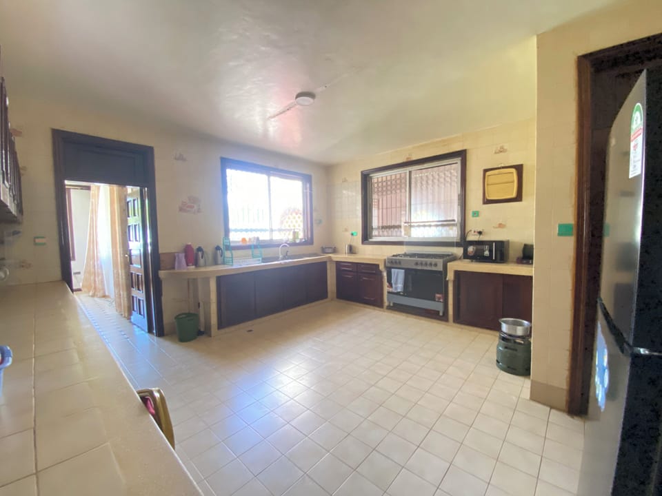 Villa, Pool View | Private kitchen | Fridge, microwave, oven, stovetop