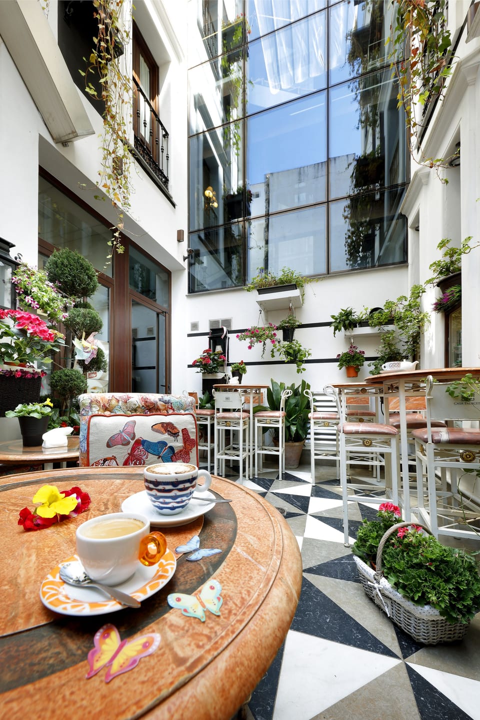Breakfast area