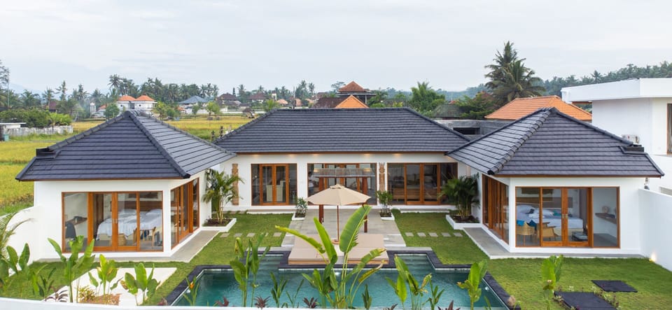 Basic Villa | Exterior